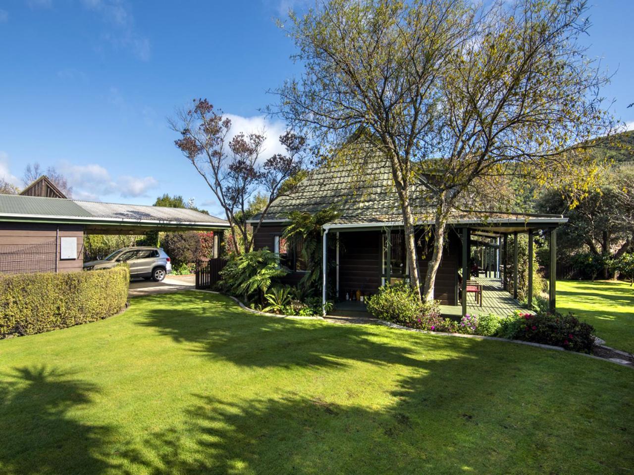 Mulberry House Bed & Breakfast Picton Bagian luar foto