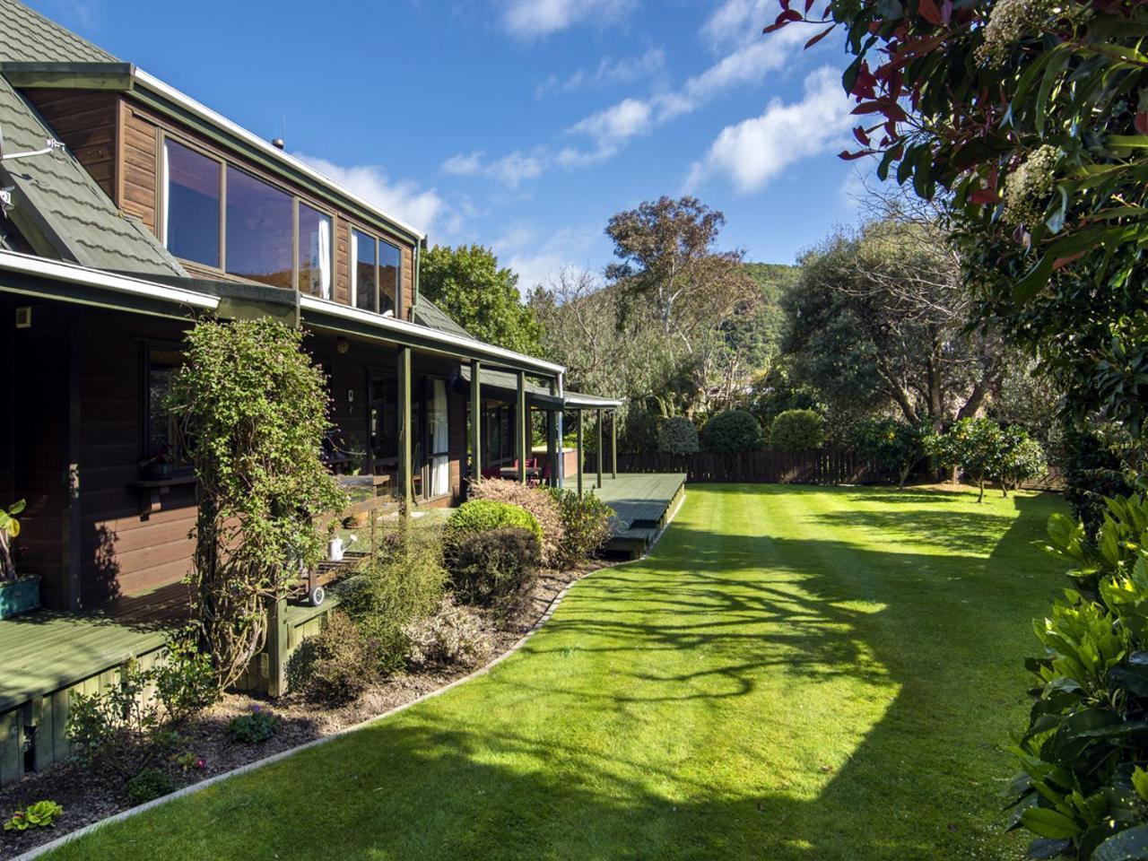Mulberry House Bed & Breakfast Picton Bagian luar foto